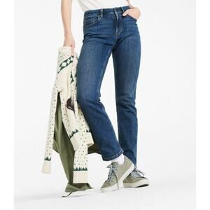L.L. Bean Modern Fit Straight Leg Jeans Womens Size 16 MT Tall Blue Medium Wash